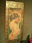 MUCHA